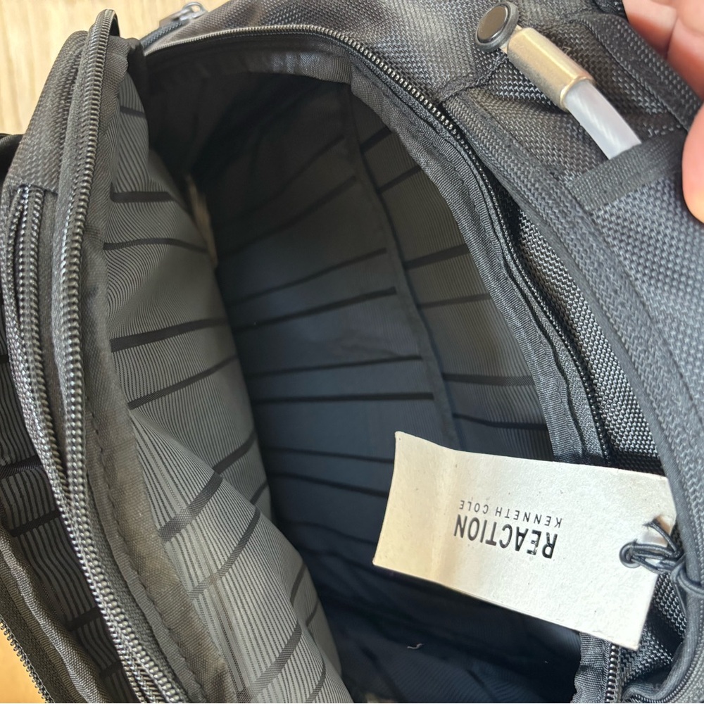 Kenneth Cole Reaction ‘Easy As Pie’ Laptop Bag - Picture 4 of 9